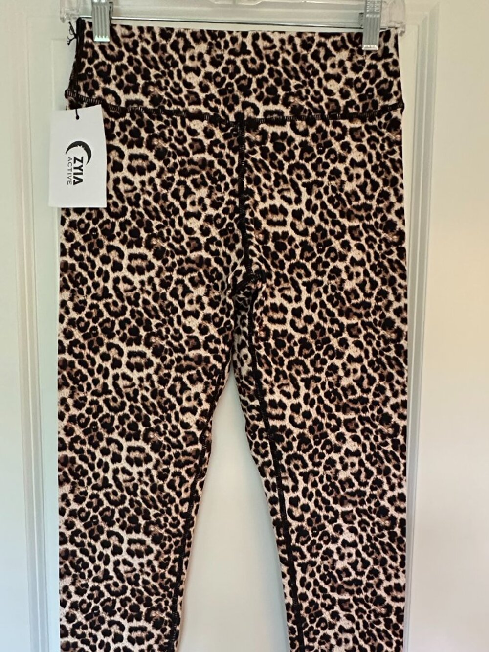 Zyia Active Leopard Leggings